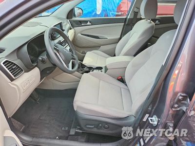 Zdjęcie 7 z 12 samochodu: 2019 HYUNDAI TUCSON VALUE VIN:KM8J3CA47KU959241 - miniatura