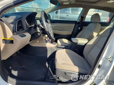 Zdjęcie 7 z 13 samochodu: 2018 HYUNDAI ELANTRA VALUE EDITION VIN:5NPD84LF5JH342842 - miniatura