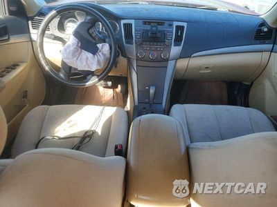Zdjęcie 8 z 12 samochodu: 2010 HYUNDAI SONATA GLS VIN:5NPET4AC4AH618021 - miniatura