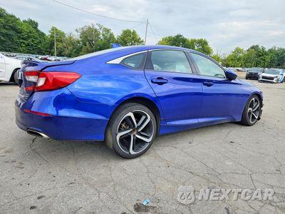 Trzecie zdjęcie samochodu z tyłu: 2018 HONDA ACCORD SPORT VIN:1HGCV2F32JA046860 - miniatura