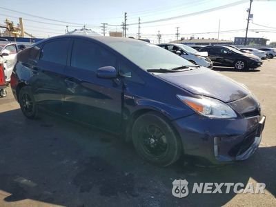 Czwarte zdjęcie samochodu z boku: 2012 TOYOTA PRIUS THREE VIN:JTDKN3DU5C1580840 - miniatura