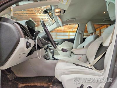 Zdjęcie 7 z 13 samochodu: 2020 JEEP CHEROKEE LATITUDE PLUS VIN:1C4PJMLB7LD643765 - miniatura