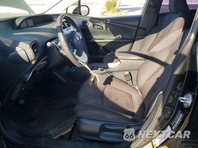 Zdjęcie 7 z 12 samochodu: 2018 TOYOTA PRIUS TWO VIN:JTDKBRFU5J3066013 - miniatura