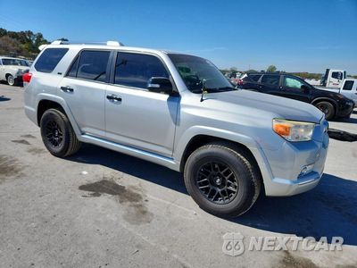 Czwarte zdjęcie samochodu z boku: 2010 TOYOTA 4RUNNER SR5 VIN:JTEZU5JR1A5001907 - miniatura