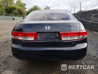 Zdjęcie 6 z 12 samochodu: 2004 HONDA ACCORD LX VIN:1HGCM56334A015402 - miniatura