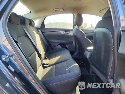 Zdjęcie 10 z 12 samochodu: 2020 KIA FORTE LXS VIN:3KPF24AD4LE198865 - miniatura