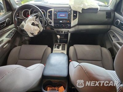 Zdjęcie 8 z 12 samochodu: 2012 TOYOTA TACOMA V6 VIN:5TFLU4EN3CX034281 - miniatura