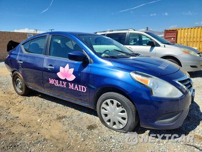 Czwarte zdjęcie samochodu z boku: 2018 NISSAN VERSA SV VIN:3N1CN7AP7JL886666 - miniatura
