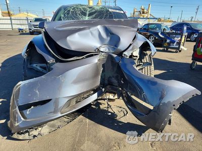 Piąte zdjęcie samochodu w środku: 2022 TESLA MODEL Y VIN:7SAYGDEF7NF531811 - miniatura