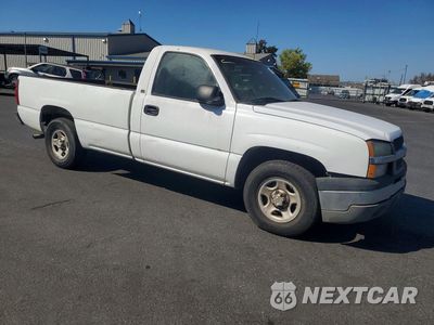 Czwarte zdjęcie samochodu z boku: 2004 CHEVROLET SILVERADO C1500 VIN:1GCEC14VX4Z136890 - miniatura