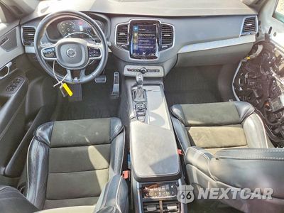 Zdjęcie 8 z 14 samochodu: 2017 VOLVO XC90 T6 VIN:YV4A22PMXH1184045 - miniatura