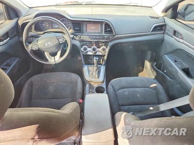 Zdjęcie 8 z 12 samochodu: 2019 HYUNDAI ELANTRA SE VIN:5NPD74LFXKH425672 - miniatura
