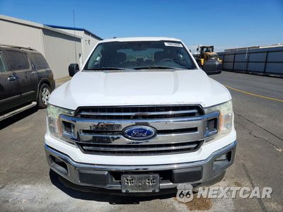 Piąte zdjęcie samochodu w środku: 2018 FORD F150 SUPERCREW VIN:1FTEW1CP9JKD81856 - miniatura
