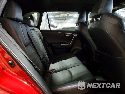 Zdjęcie 11 z 13 samochodu: 2021 TOYOTA RAV4 PRIME XSE VIN:JTMFB3FV8MD034582 - miniatura