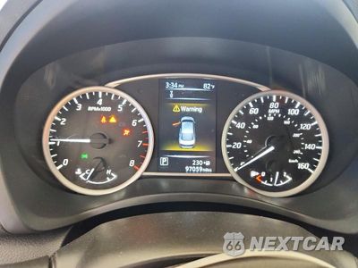 Zdjęcie 9 z 12 samochodu: 2018 NISSAN SENTRA SV VIN:3N1AB7AP6JY281055 - miniatura