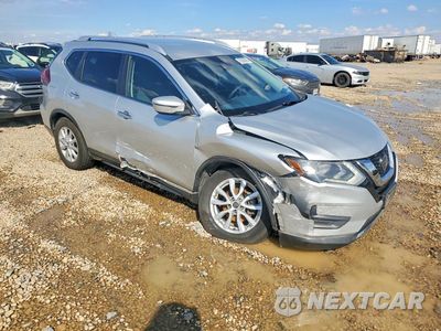 Czwarte zdjęcie samochodu z boku: 2020 NISSAN ROGUE SV VIN:KNMAT2MT6LP504625 - miniatura