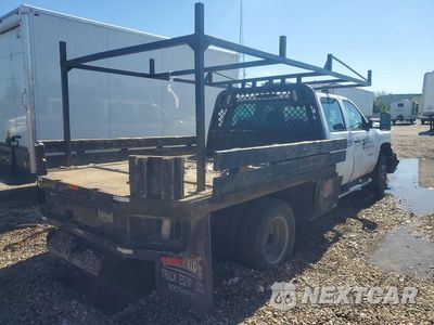 Trzecie zdjęcie samochodu z tyłu: 2014 CHEVROLET SILVERADO K3500 VIN:1GB4KZC8XEF118423 - miniatura