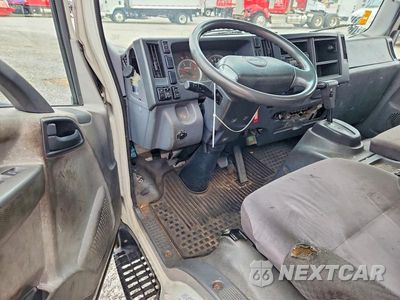 Zdjęcie 8 z 12 samochodu: 2015 ISUZU NQR BOX TRUCK VIN:JALE5W165F7901280 - miniatura