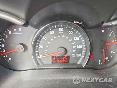 Zdjęcie 9 z 13 samochodu: 2015 KIA SORENTO LX VIN:5XYKTDA66FG624334 - miniatura