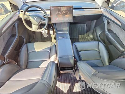 Zdjęcie 8 z 13 samochodu: 2023 TESLA MODEL Y VIN:7SAYGDEF6PF842746 - miniatura