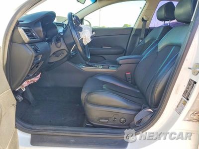 Zdjęcie 7 z 12 samochodu: 2018 KIA OPTIMA S VIN:5XXGT4L32JG244753 - miniatura