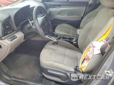 Zdjęcie 7 z 12 samochodu: 2017 HYUNDAI ELANTRA SE VIN:5NPD84LF1HH023254 - miniatura