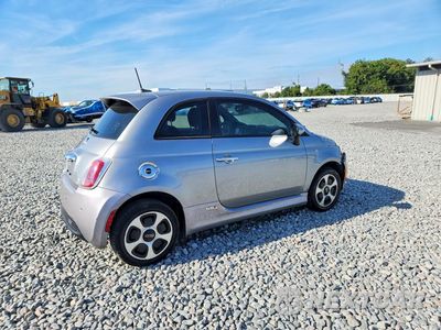 Trzecie zdjęcie samochodu z tyłu: 2016 FIAT 500 ELECTRIC VIN:3C3CFFGE2GT221889 - miniatura