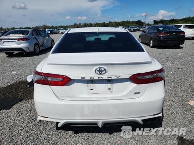 Zdjęcie 6 z 12 samochodu: 2018 TOYOTA CAMRY SE VIN:4T1B11HK0JU042918 - miniatura