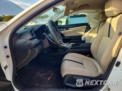 Zdjęcie 7 z 12 samochodu: 2018 HONDA CIVIC LX VIN:19XFC2F54JE025668 - miniatura