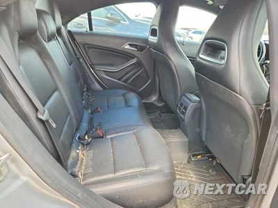 Zdjęcie 10 z 12 samochodu: 2014 MERCEDES-BENZ CLA 250 VIN:WDDSJ4EB6EN045922 - miniatura