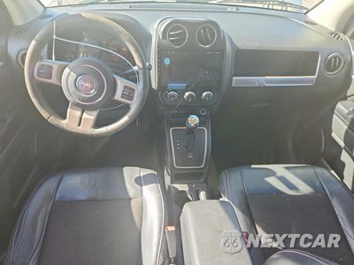 Zdjęcie 8 z 13 samochodu: 2016 JEEP COMPASS SPORT VIN:1C4NJCBB9GD711668 - miniatura