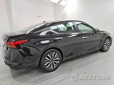 Trzecie zdjęcie samochodu z tyłu: 2023 NISSAN ALTIMA SV VIN:1N4BL4DVXPN393117 - miniatura