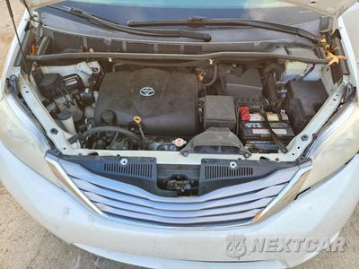 Zdjęcie 12 z 13 samochodu: 2017 TOYOTA SIENNA XLE PREMIUM 8-PASSENGER VIN:5TDYZ3DC2HS794796 - miniatura