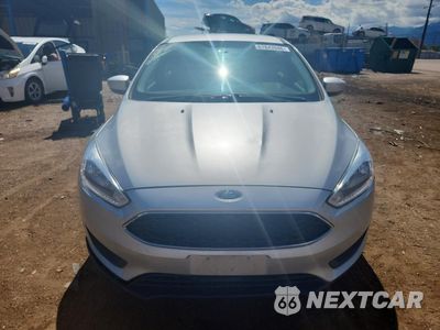 Piąte zdjęcie samochodu w środku: 2018 FORD FOCUS SE VIN:1FADP3K28JL251254 - miniatura