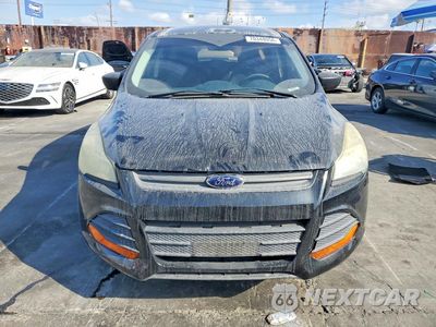 Piąte zdjęcie samochodu w środku: 2014 FORD ESCAPE S VIN:1FMCU0F72EUD44236 - miniatura