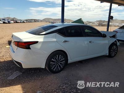 Trzecie zdjęcie samochodu z tyłu: 2025 NISSAN ALTIMA SV VIN:1N4BL4DV8SN347049 - miniatura