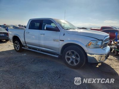Czwarte zdjęcie samochodu z boku: 2016 RAM 1500 LARAMIE VIN:1C6RR6NMXGS362094 - miniatura