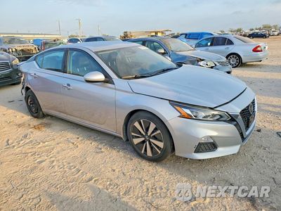 Czwarte zdjęcie samochodu z boku: 2021 NISSAN ALTIMA SV VIN:1N4BL4DV8MN330741 - miniatura