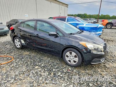 Czwarte zdjęcie samochodu z boku: 2016 KIA FORTE LX VIN:KNAFK4A69G5615204 - miniatura