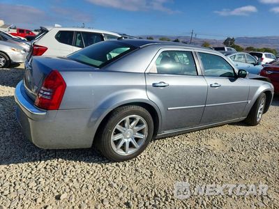 Trzecie zdjęcie samochodu z tyłu: 2006 CHRYSLER 300C VIN:2C3LA63H06H219497 - miniatura