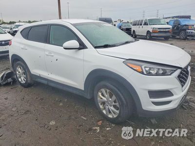 Czwarte zdjęcie samochodu z boku: 2019 HYUNDAI TUCSON SE VIN:KM8J2CA47KU952213 - miniatura
