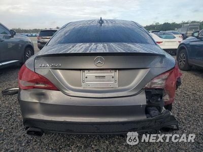 Zdjęcie 6 z 12 samochodu: 2014 MERCEDES-BENZ CLA 250 VIN:WDDSJ4EB2EN029295 - miniatura