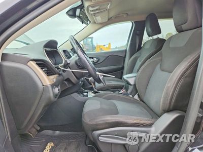 Zdjęcie 7 z 13 samochodu: 2015 JEEP CHEROKEE LATITUDE VIN:1C4PJMCB9FW788234 - miniatura