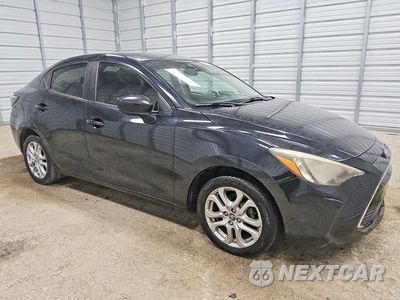Czwarte zdjęcie samochodu z boku: 2017 TOYOTA YARIS IA BASE VIN:3MYDLBYV3HY155035 - miniatura