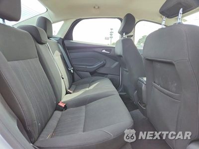 Zdjęcie 10 z 12 samochodu: 2016 FORD FOCUS SE VIN:1FADP3F20GL215142 - miniatura