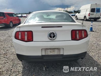 Zdjęcie 6 z 12 samochodu: 2011 FORD MUSTANG VIN:1ZVBP8AM2B5118641 - miniatura
