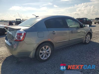 Trzecie zdjęcie samochodu z tyłu: 2012 NISSAN SENTRA 2.0 VIN:3N1AB6AP2CL710220 - miniatura