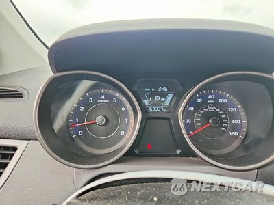 Zdjęcie 9 z 12 samochodu: 2016 HYUNDAI ELANTRA SE VIN:5NPDH4AE9GH680389 - miniatura