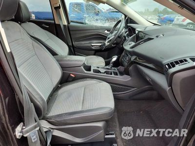Zdjęcie 7 z 12 samochodu: 2019 FORD ESCAPE SE VIN:1FMCU9GD6KUB80638 - miniatura