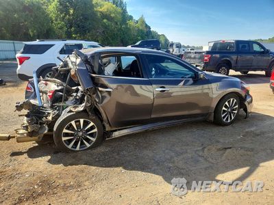 Trzecie zdjęcie samochodu z tyłu: 2016 NISSAN ALTIMA 2.5 SV VIN:1N4AL3AP7GC162814 - miniatura